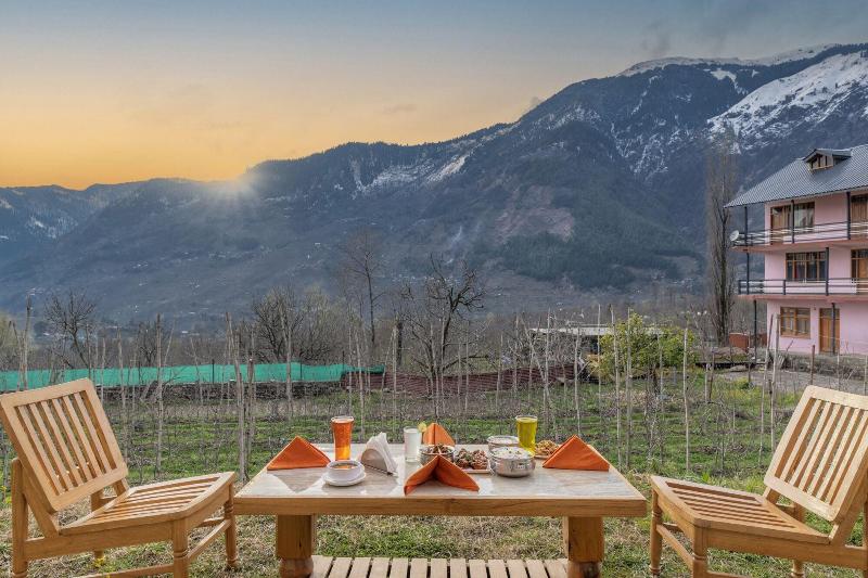 Seven Hills Resort image