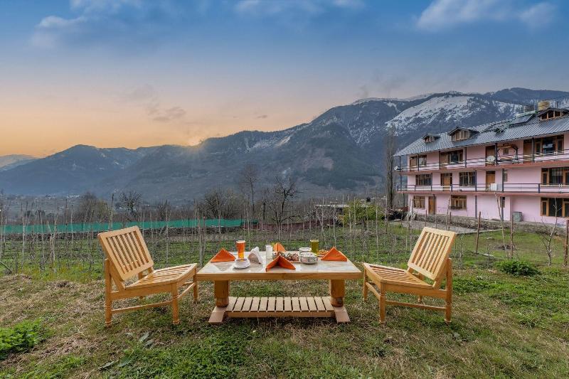 Seven Hills Resort image