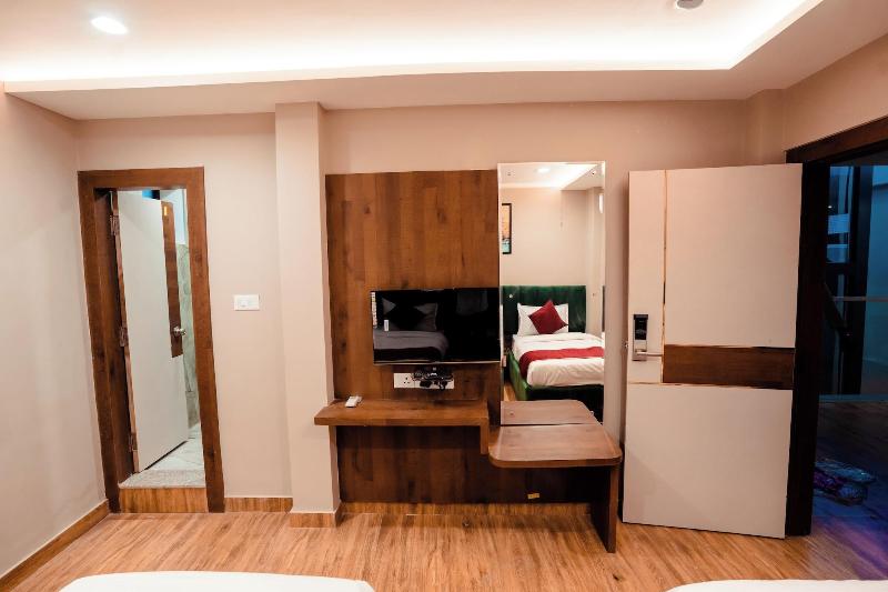 Hotel Jsr Ganga image