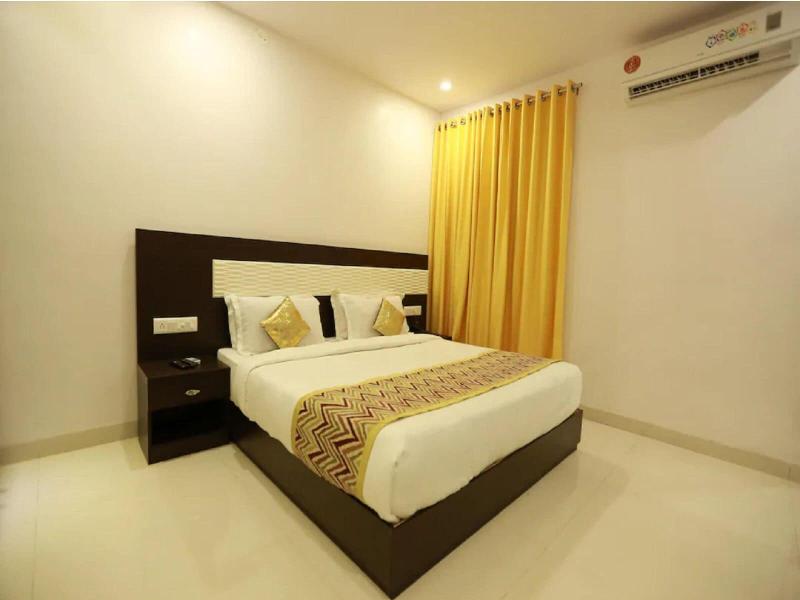 Hotel Anchal Villa By Yb Hotels image