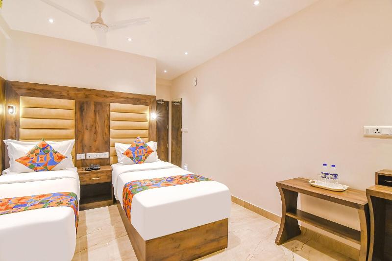 Fabhotel Prime The Pavilion image