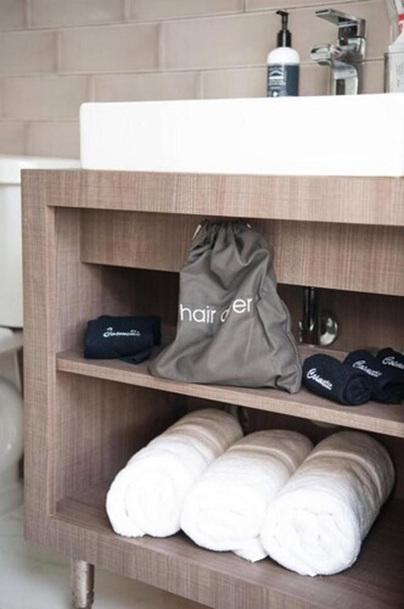 Luxuri Suites image