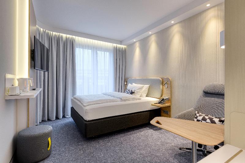 Holiday Inn Express Munich Airport Erding, IHG Htl image