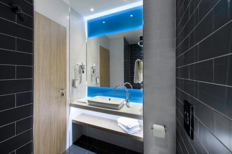 Holiday Inn Express Munich Airport Erding, IHG Htl image