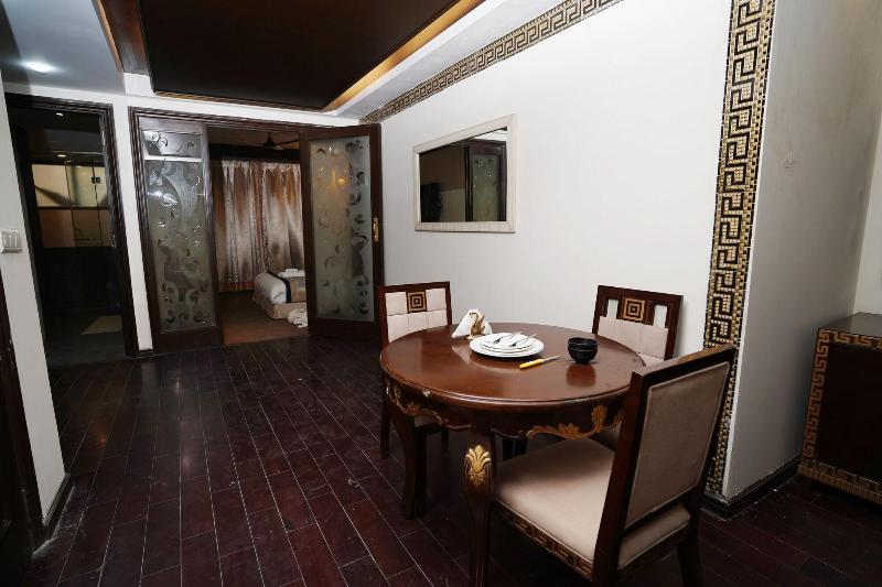 Lyf Corporate Suites New Friends Colony image