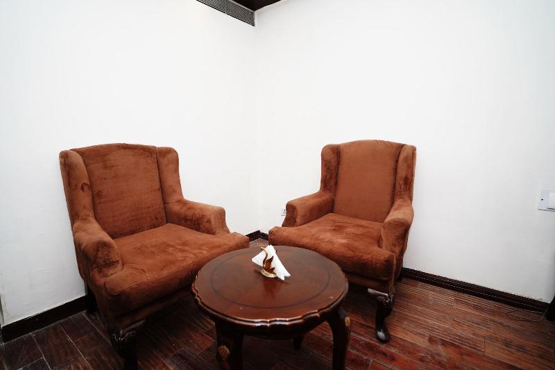 Lyf Corporate Suites New Friends Colony image