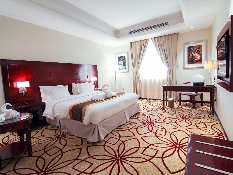 Lotaz Hotel image