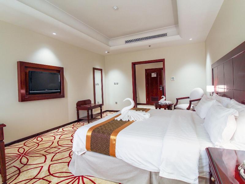 Lotaz Hotel image