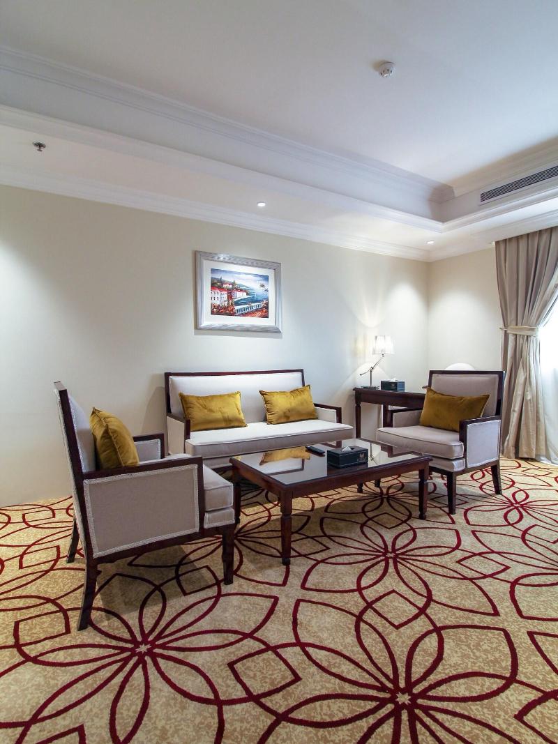 Lotaz Hotel image