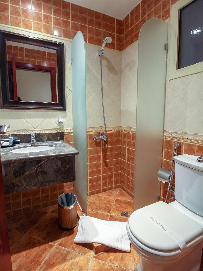 Lotaz Hotel image