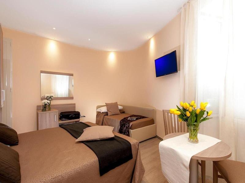 Catone Vatican Suites image