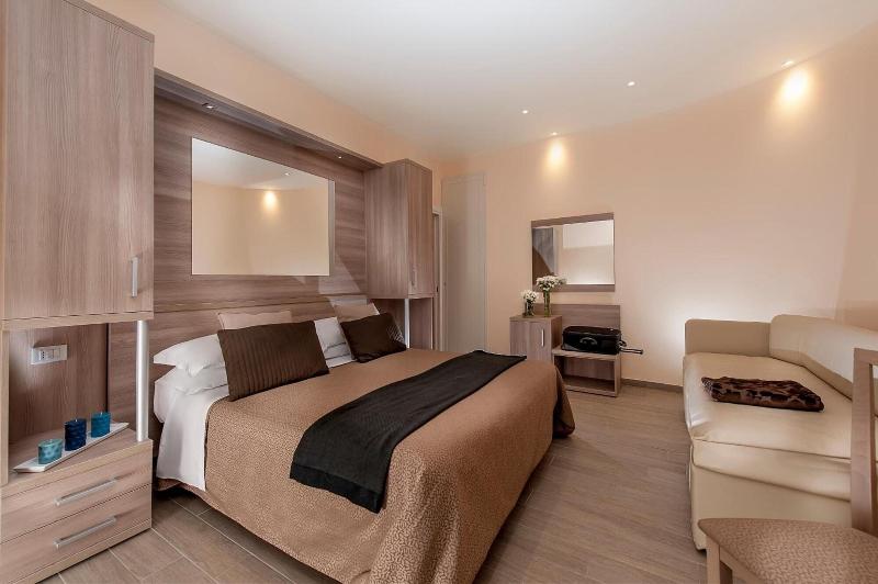 Catone Vatican Suites image