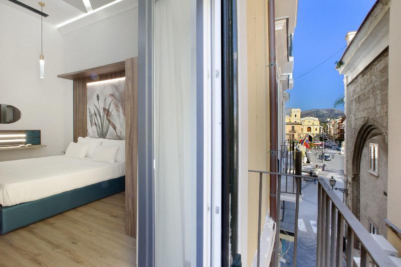 Elys Suites image