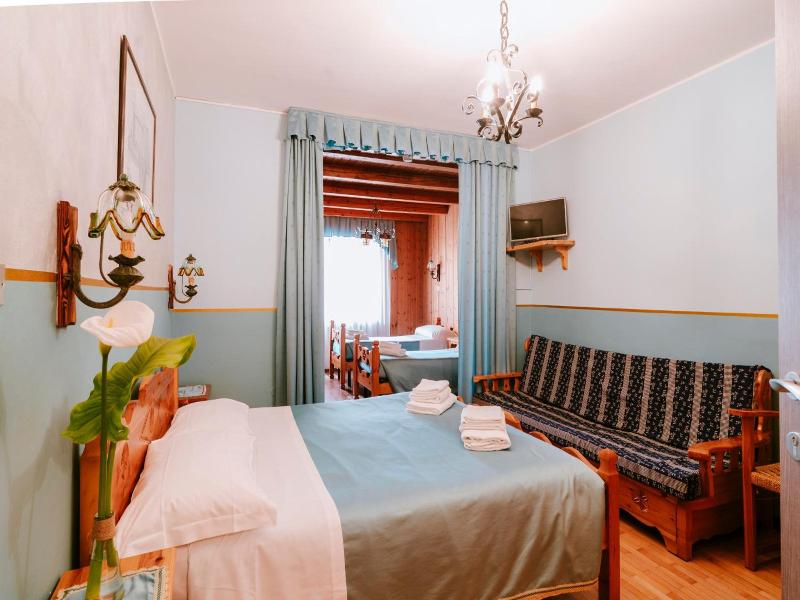 Hotel Napoleon image