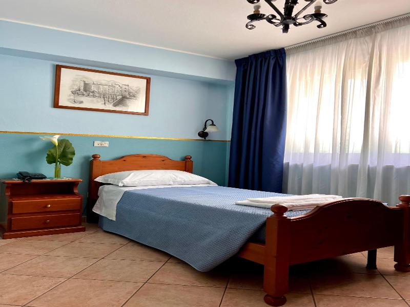 Hotel Napoleon image