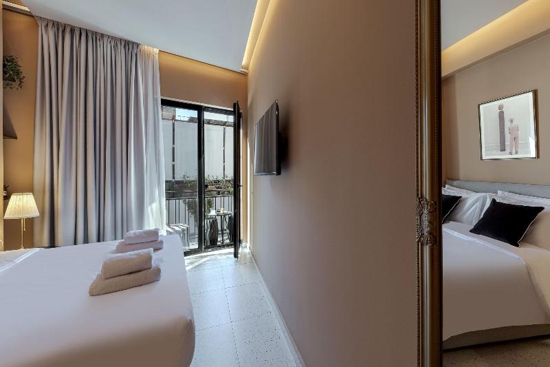 Clyde Athens By Nin Bau image