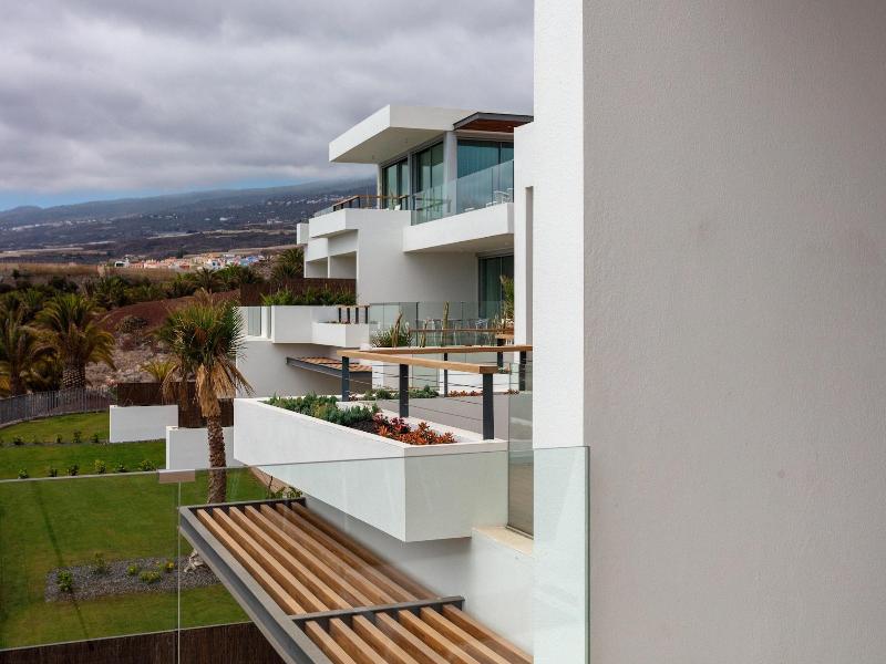 Los Jardines De Abama Suites image