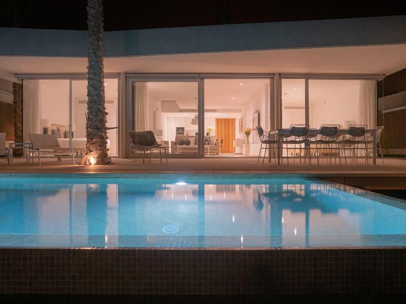 Los Jardines De Abama Suites image