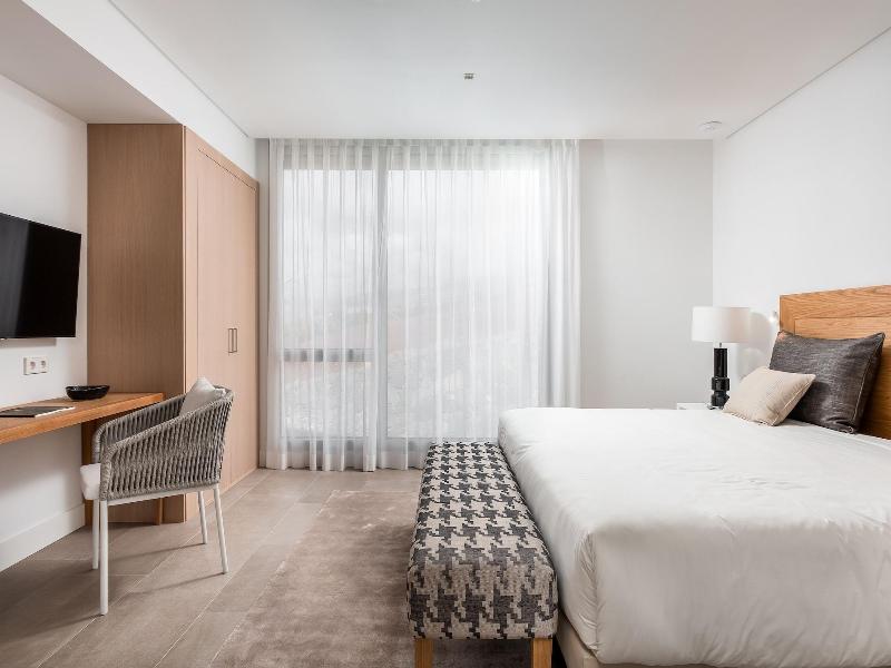 Los Jardines De Abama Suites image