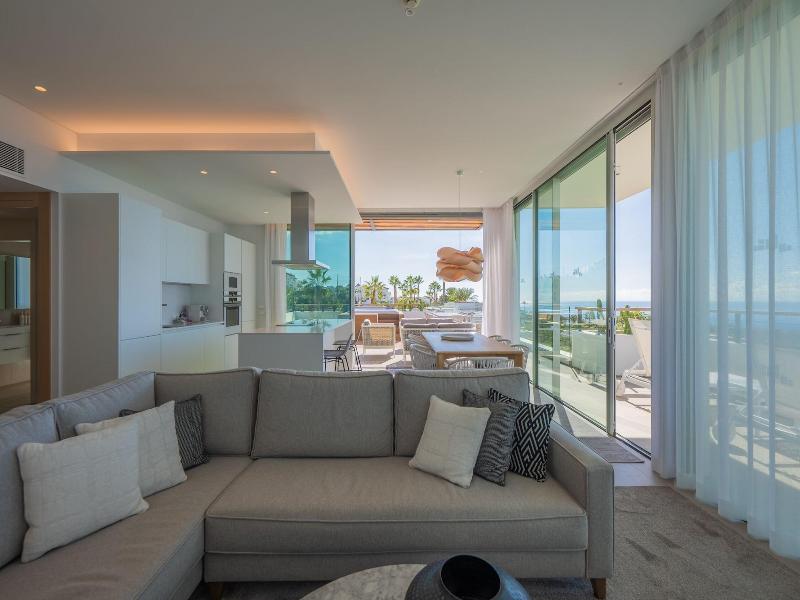 Los Jardines De Abama Suites image
