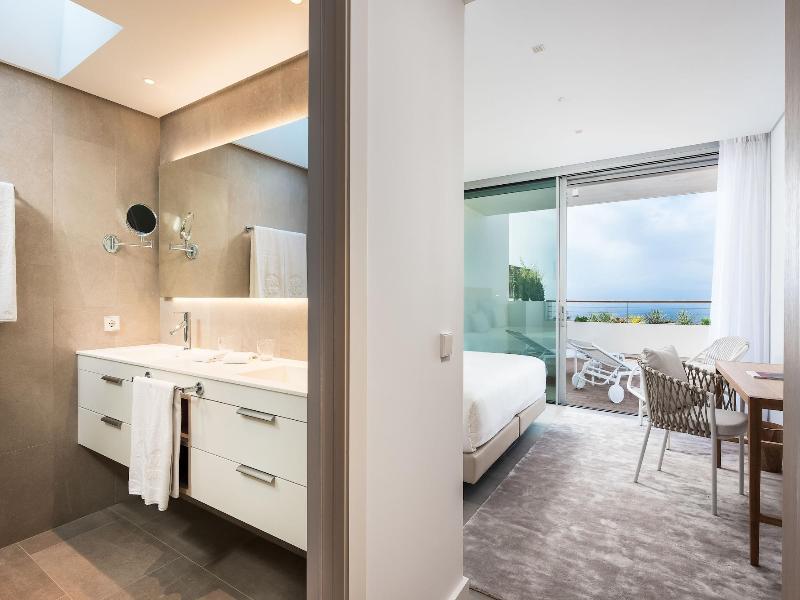Los Jardines De Abama Suites image