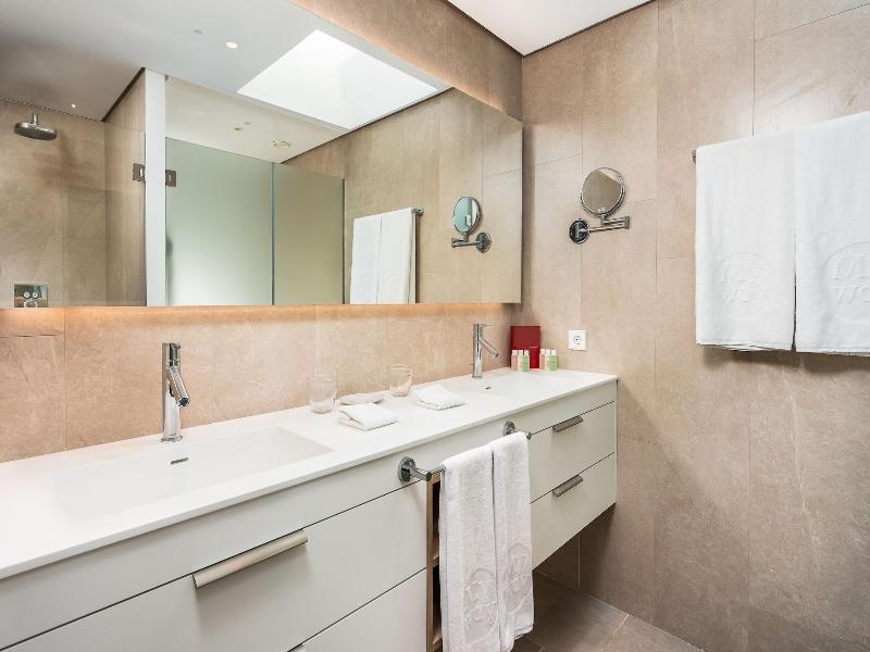 Los Jardines De Abama Suites image