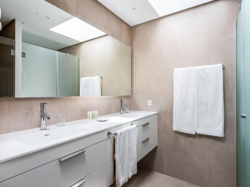 Los Jardines De Abama Suites image