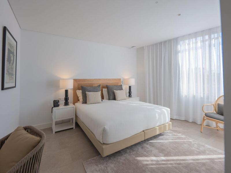 Los Jardines De Abama Suites image