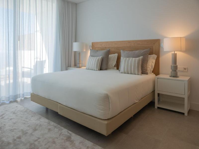 Los Jardines De Abama Suites image