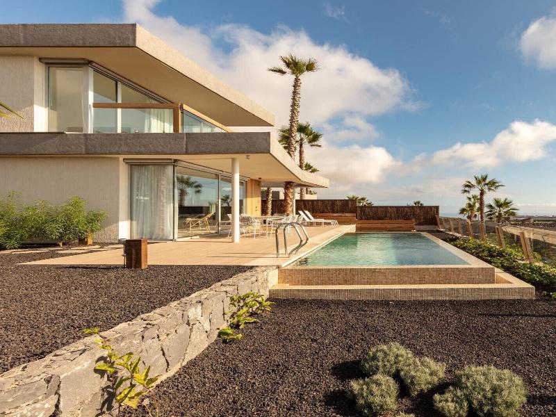Los Jardines De Abama Suites image