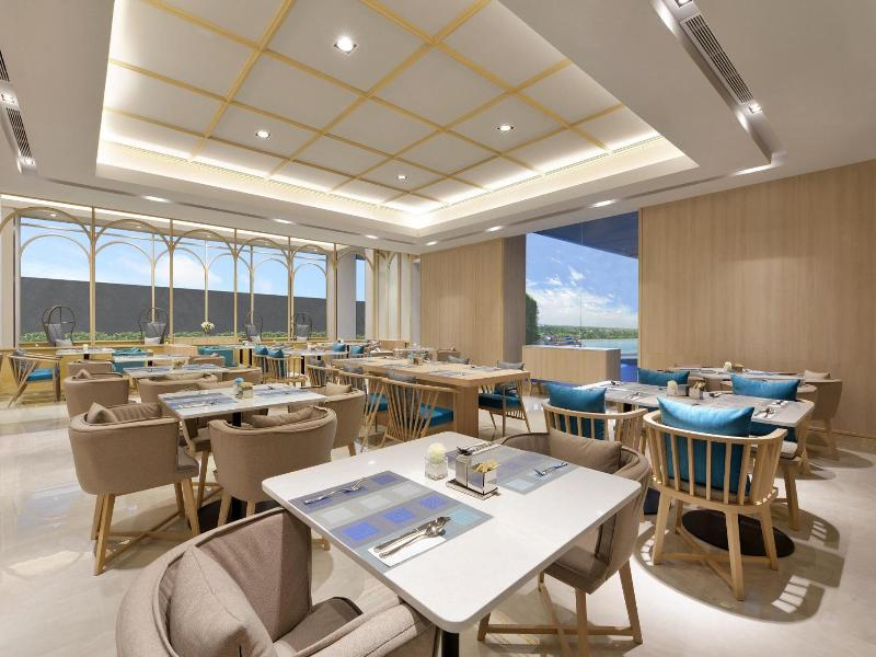 Centre Point Hotel Terminal21 Korat image