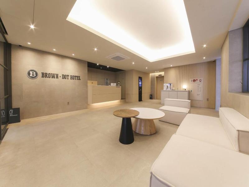 Brown Dot Gangneung Gyeongpo — photo 8