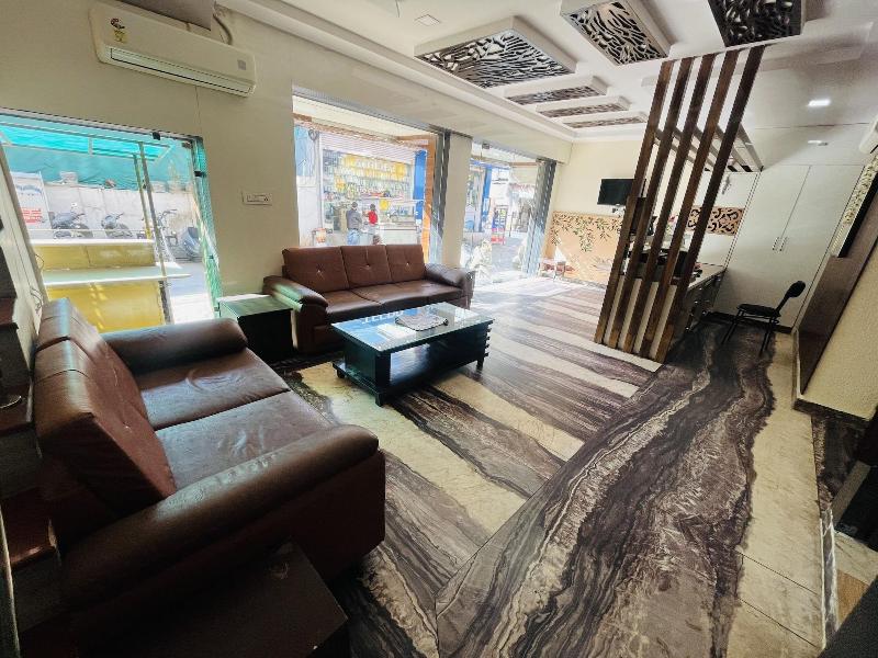 Hotel Raj Villas image