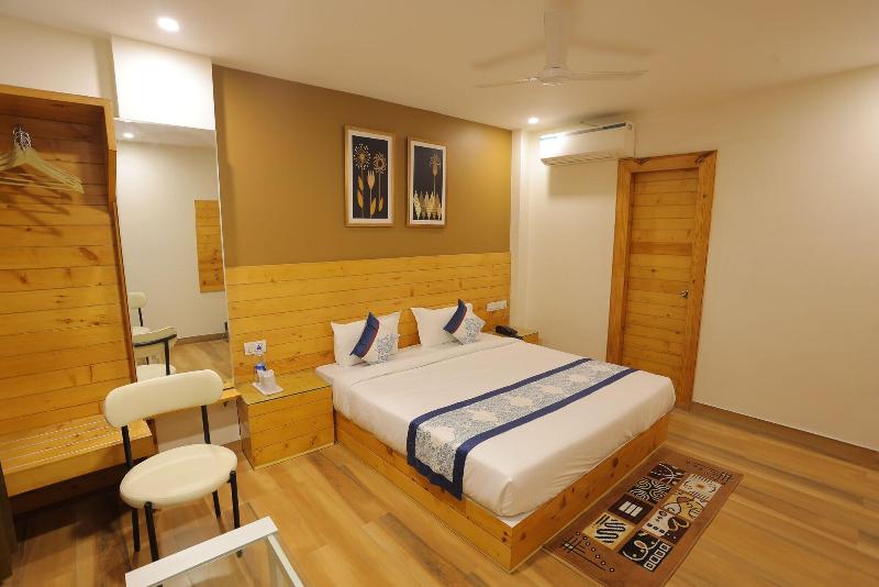 The Grand Uddhav Hotel image