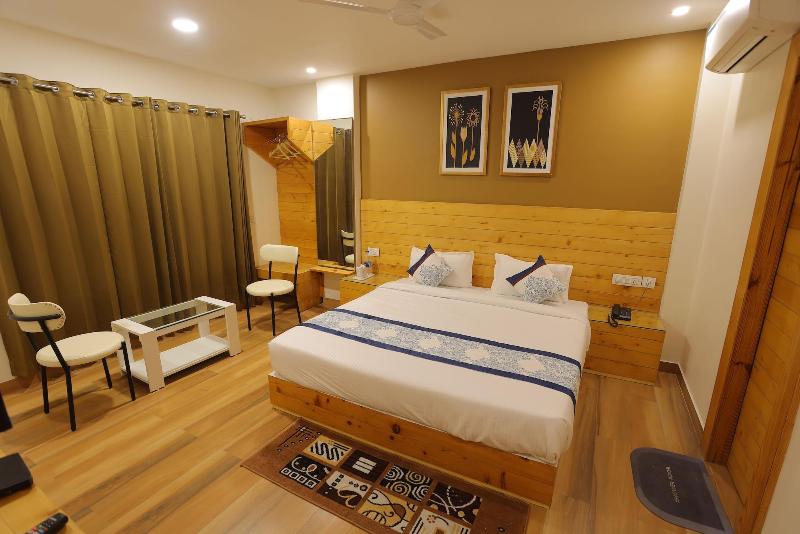 The Grand Uddhav Hotel image