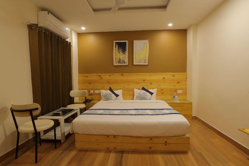 The Grand Uddhav Hotel image