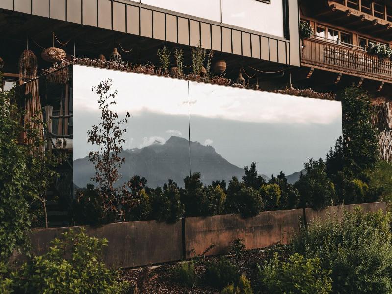 Jufenalm Boho Hotel Restaurant image