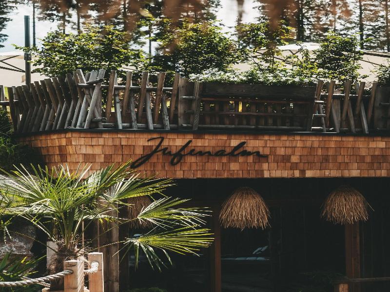 Jufenalm Boho Hotel Restaurant image