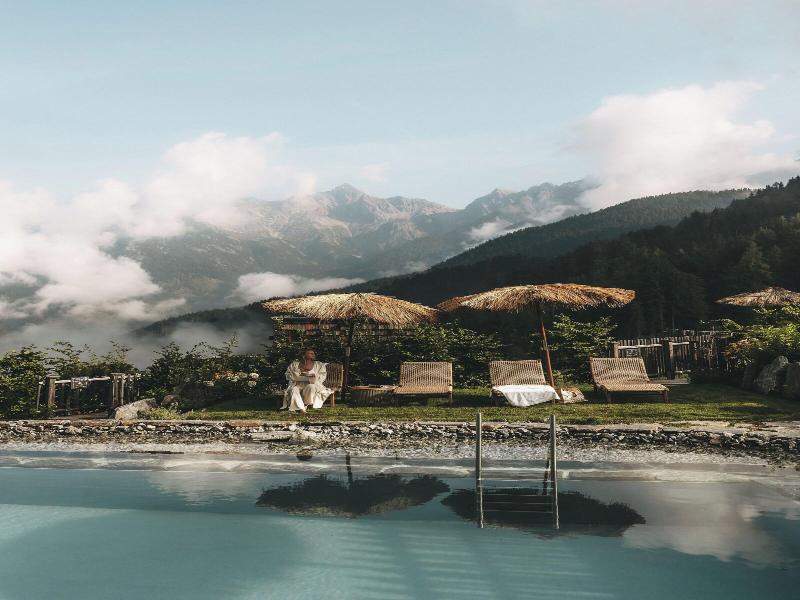 Jufenalm Boho Hotel Restaurant image