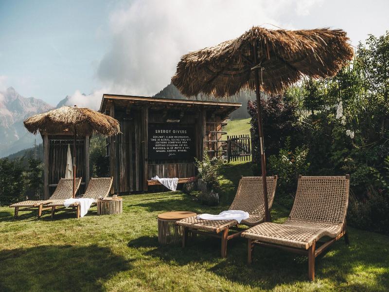 Jufenalm Boho Hotel Restaurant image