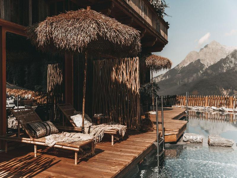 Jufenalm Boho Hotel Restaurant image
