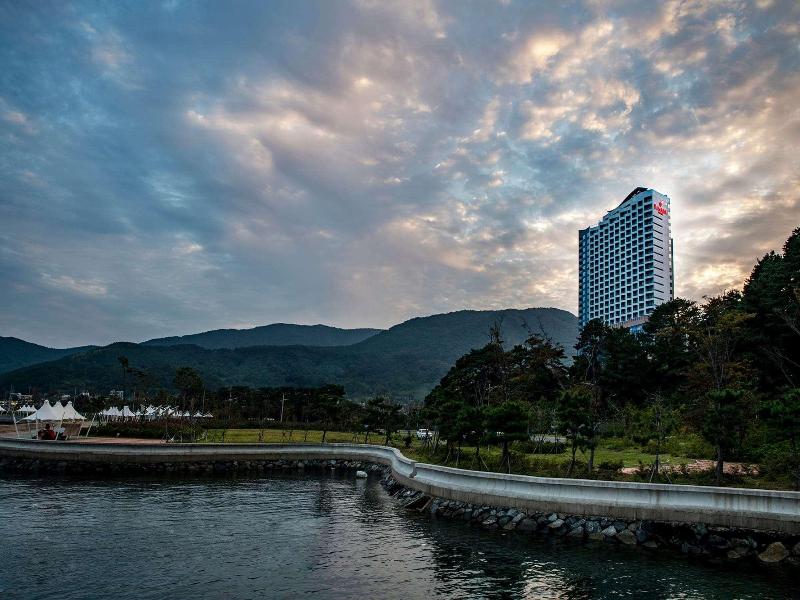 Ramada Suites Geoje image