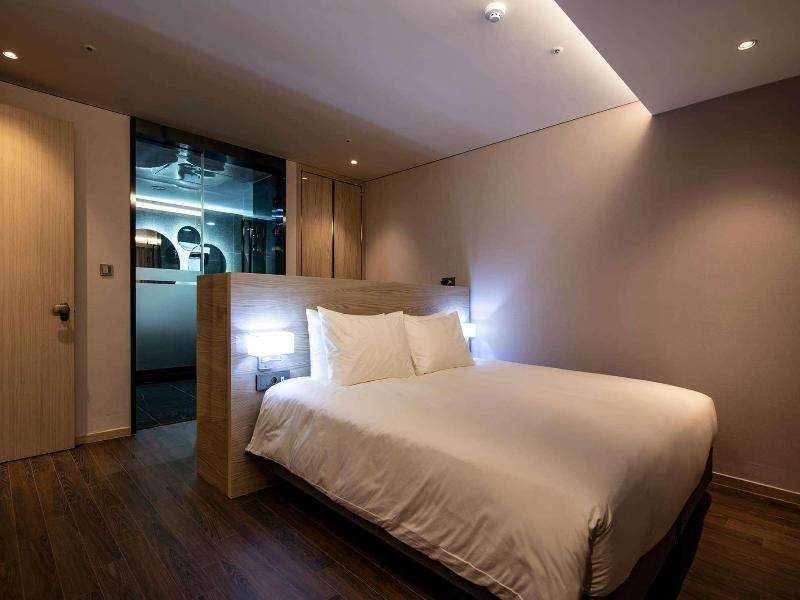 Ramada Suites Geoje image