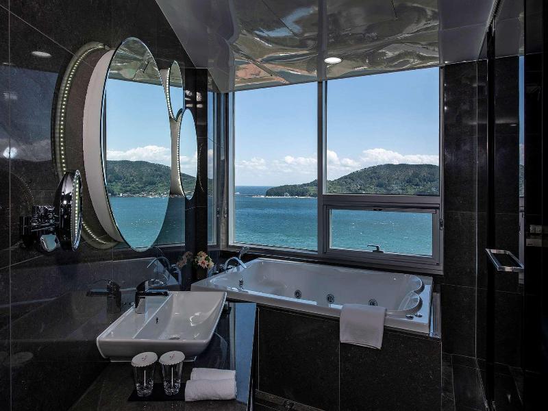 Ramada Suites Geoje image
