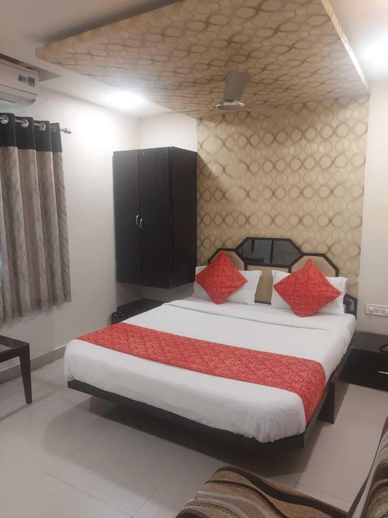Hotel Galaxy — view