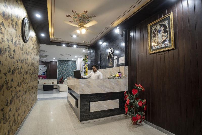 Tripli Hotels Arunoday Palace image