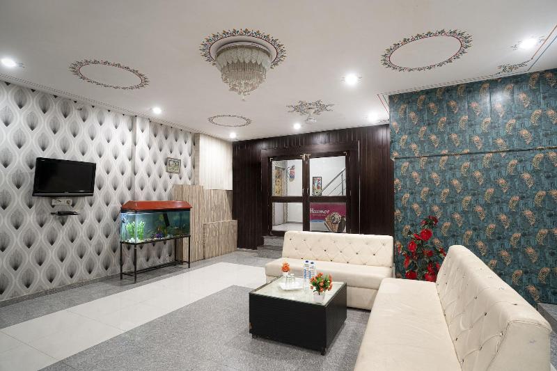 Tripli Hotels Arunoday Palace image