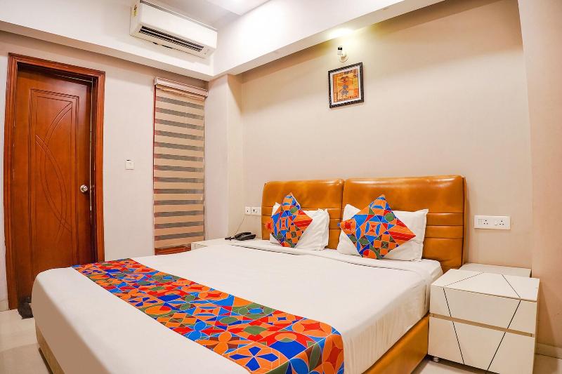 Fabhotel Divine Casa image