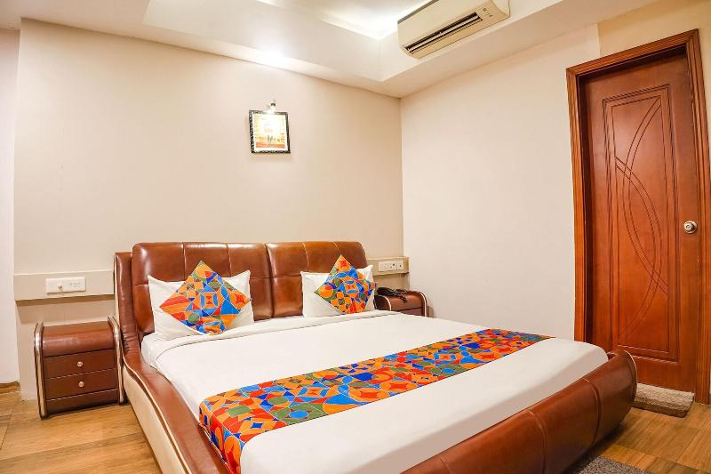 Fabhotel Divine Casa image