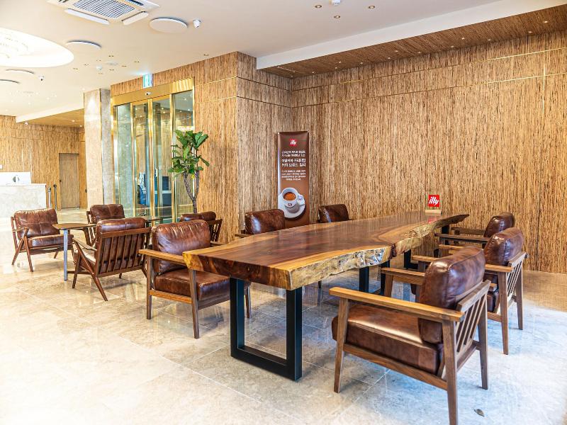Hotel The Grang Seogwipo